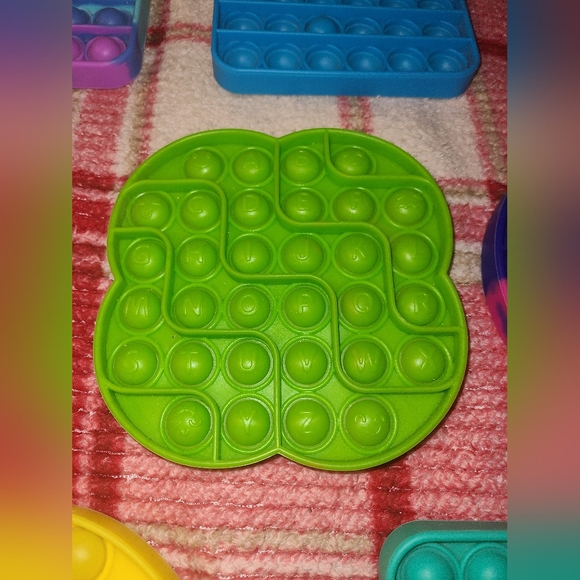 =^10 Shape Pop its fidgets - Picture 7 of 12